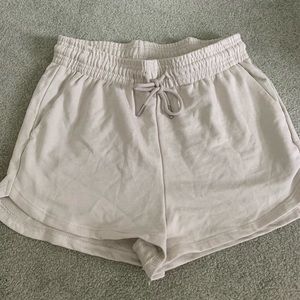 SWEAT SHORTS